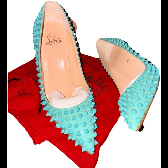 Louboutin Mint Stud Pigalle Heels size 40 - Picture 8 of 8
